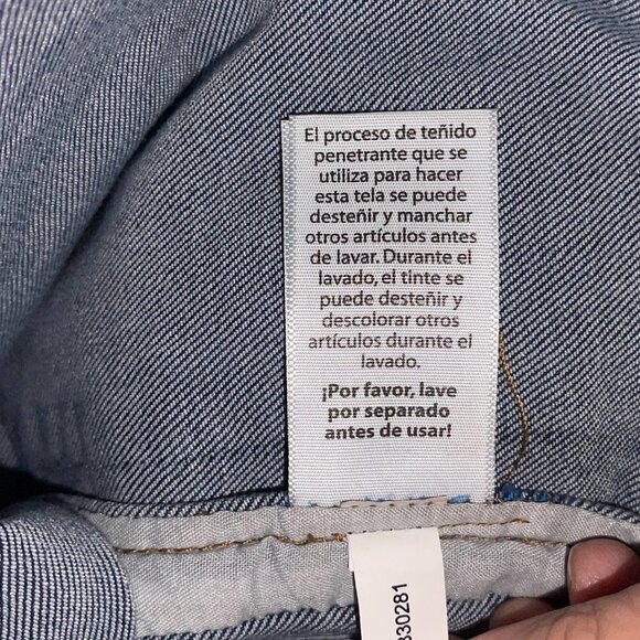 TIME & TRU Jean Jacket Stretch Denim Women's Medium (8-10) Blue Medium‎ Wash NWT - Picture 7 of 9